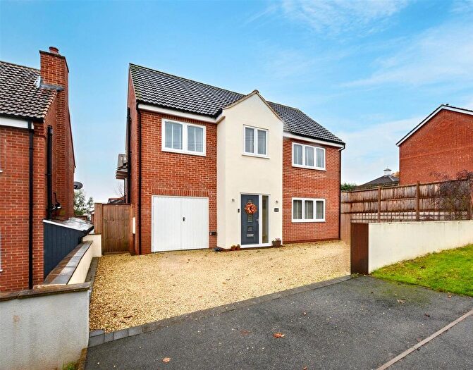 4 Bedroom Detached House For Sale In Stanton Road, Sandiacre, Nottingham, NG10