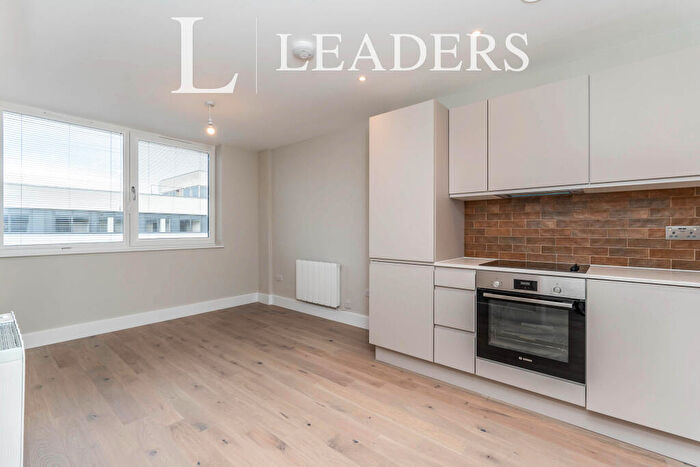 1 Bedroom Apartment To Rent In Compass Point, Romsey Road, SO16
