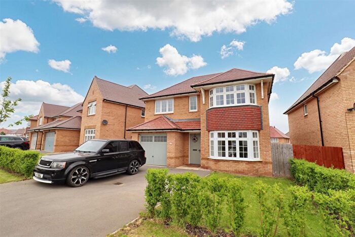 3 Bedroom Detached House For Sale In Radley Avenue, Silver End, Witham, CM8