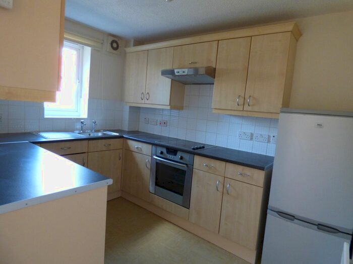 1 Bedroom Flat To Rent In Curtis Street, Swindon, SN1