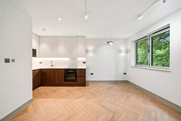 1 Bedroom Apartment For Sale In Alderbrook Road, SW12
