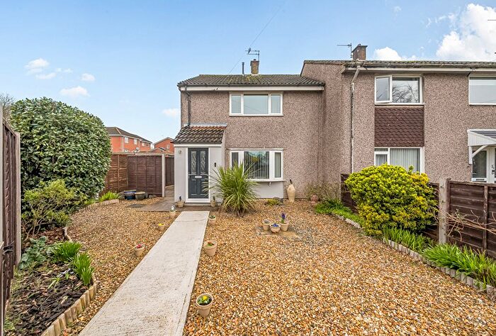 2 Bedroom End Terrace House For Sale In Windsor Drive, Yate, Bristol, Gloucestershire, BS37