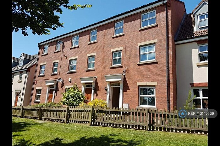 6 Bedroom Terraced House To Rent In New Charlton Way, Bristol, BS10