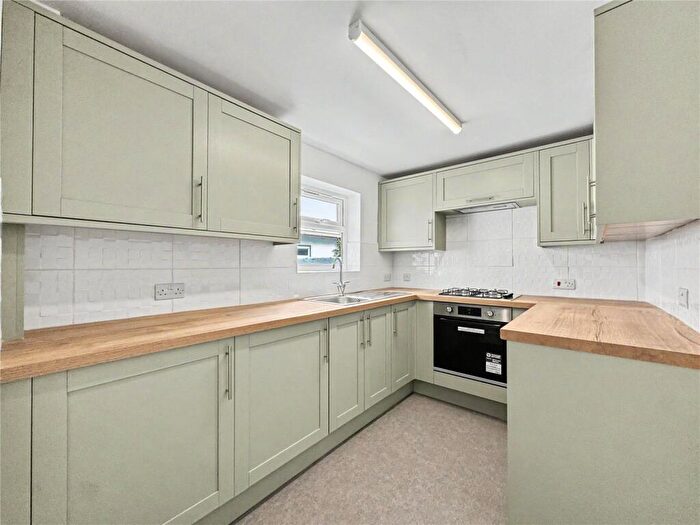 2 Bedroom Terraced House For Sale In Gillingham Road, Gillingham, Kent, ME7
