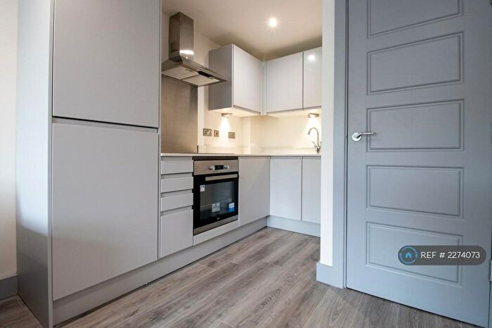 1 Bedroom Flat To Rent In Stanningley Road, Pudsey, LS28