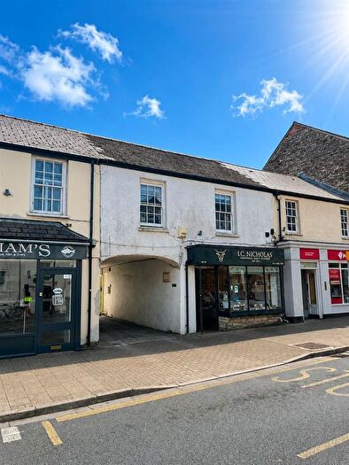 1 Bedroom Flat To Rent In High Street, Cowbridge, CF71