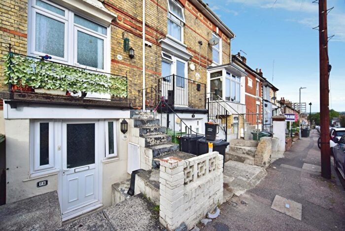 3 Bedroom Terraced House For Sale In Kingsley Road, Maidstone, Kent, ME15