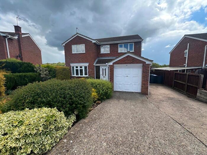 4 Bedroom Detached House For Sale In Playford Close, Rothwell, Kettering, NN14