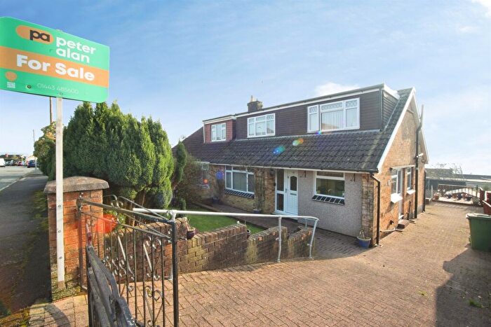 3 Bedroom Semi-Detached House For Sale In Whiterock Drive, Pontypridd, CF37