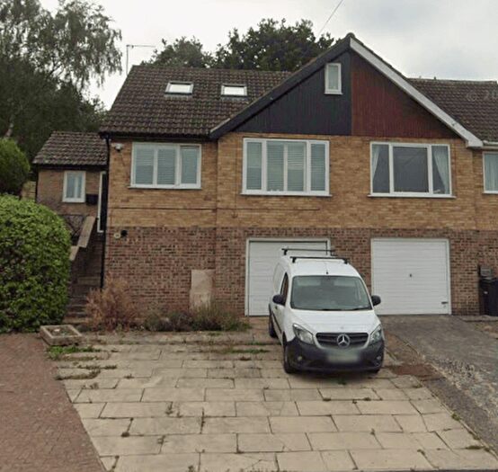 3 Bedroom Semi-Detached House For Sale In Knoll Wood Park, Horsforth, Leeds, LS18