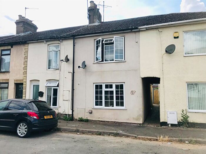 2 Bedroom Terraced House For Sale In Withington Street, Sutton Bridge, Spalding, PE12