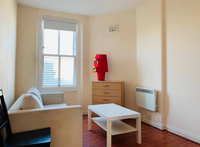 2 Bedroom Flat To Rent In Old Kent Road, Bermondsey, SE1