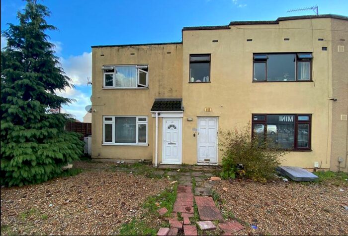 1 Bedroom Apartment To Rent In Bath Road, Slough, SL1