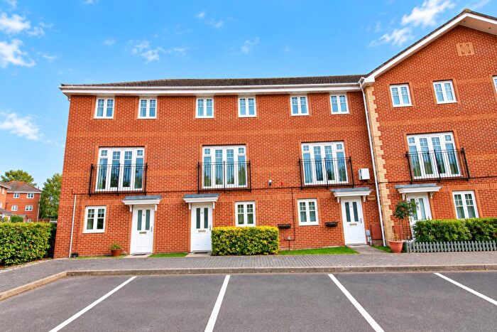 1 Bedroom Flat For Sale In Bright Wire Crescent, Eastleigh, SO50
