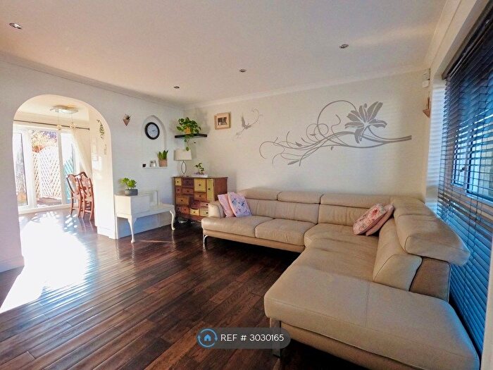 3 Bedroom Semi-Detached House To Rent In Nicola Terrace, Bexleyheath, DA7