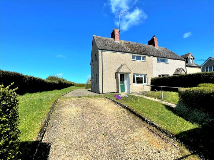 3 Bedroom Semi-Detached House For Sale In Idbury, Chipping Norton, Oxfordshire, OX7