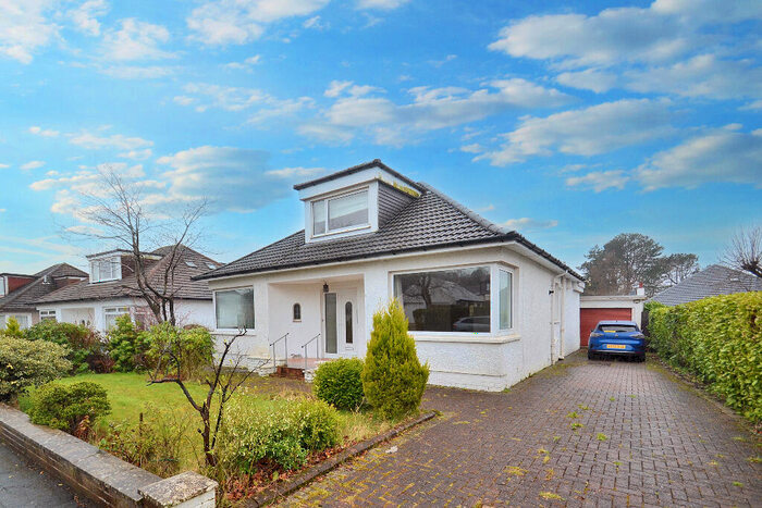 3 Bedroom Detached Bungalow For Sale In Parklee Drive, Carmunnock, Clarkston, G76