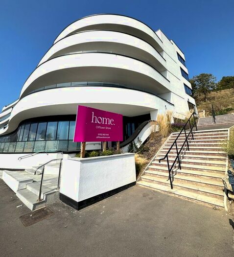 2 Bedroom Flat To Rent In Western Esplanade, Southend-On-Sea, SS1