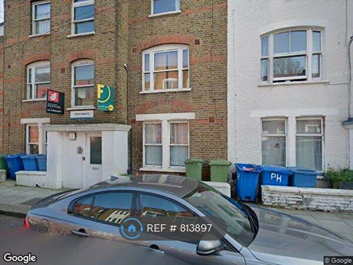 2 Bedroom Flat To Rent In York House, London, SE22
