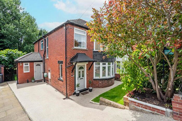 4 Bedroom Semi-Detached House For Sale In Chelwood Avenue, Roundhay, Leeds, LS8