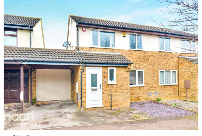 3 Bedroom Semi Detached House To Rent In Hepleswell, Two Mile Ash, MK8
