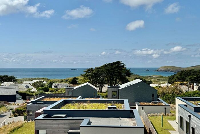 3 Bedroom Apartment For Sale In Treglos, Constantine Bay, PL28
