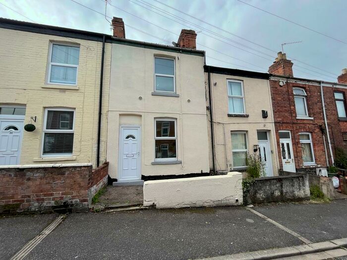 2 Bedroom Terraced House To Rent In Lewis Street, Gainsborough, DN21