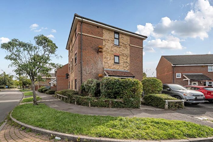 1 Bedroom Flat For Sale In Greater Leys, Oxford, OX4