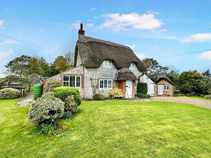 3 Bedroom Cottage For Sale In Pound Lane, Calbourne, Newport, PO30