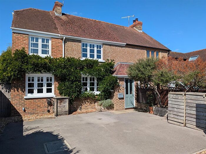4 Bedroom Semi-Detached House For Sale In Downview Road, Barnham, PO22