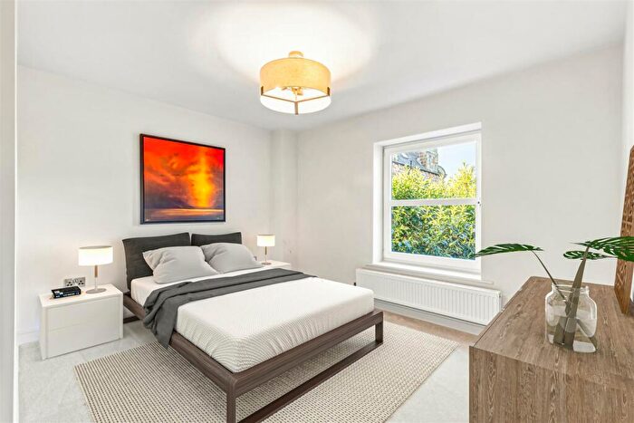 2 Bedroom Apartment For Sale In The Grove, Ilkley, LS29