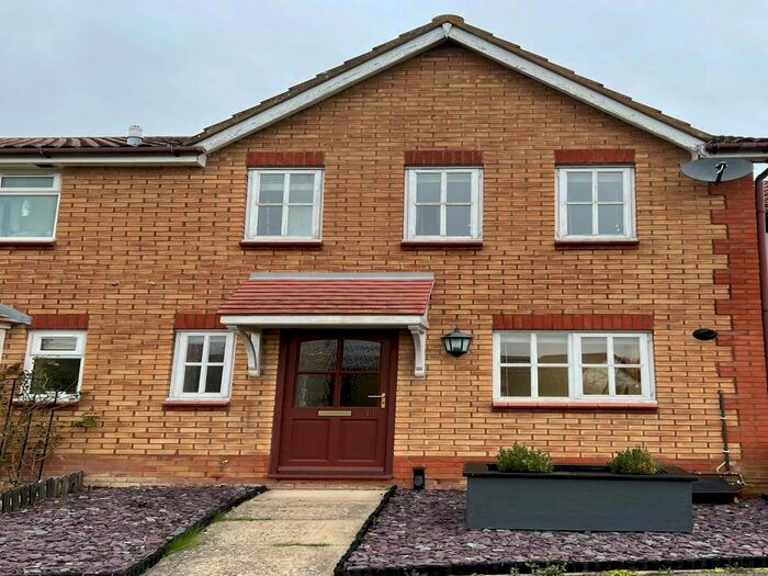 3 Bedroom Property To Rent In Lavender Field, Haverhill, Suffolk, CB9