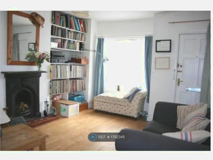 2 Bedroom Terraced House To Rent In Whitehawk Road, Brighton, BN2