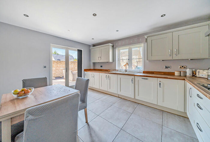 4 Bedroom Detached House For Sale In Station Road, Andoversford, Cheltenham, GL54