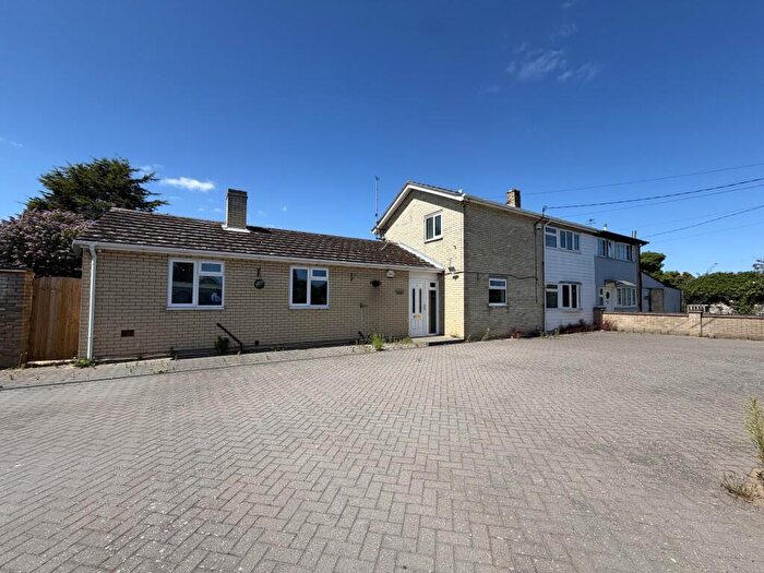 4 Bedroom Semi-Detached House For Sale In Brookmans Farm Cottages, Low Road, Harwich, Essex, CO12