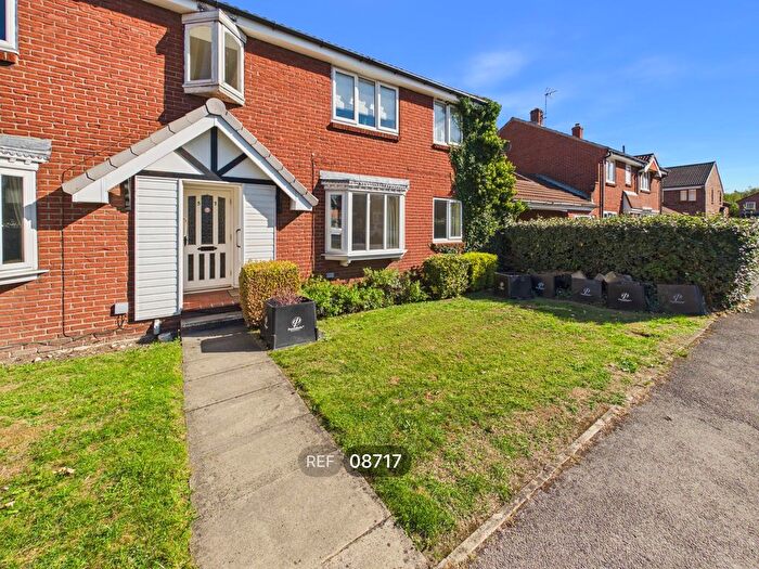 1 Bedroom Flat To Rent In Bainbridge Drive, Selby, YO8