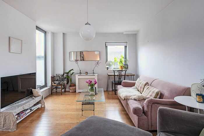 2 Bedroom Flat To Rent In Haggerston Studios, Haggerston, London, E8