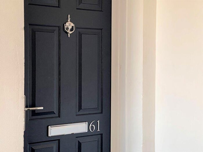 3 Bedroom Maisonette To Rent In Scarborough Walk, Corby, NN18