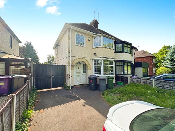 3 Bedroom Detached House To Rent In Church Street, Heath Town, Wolverhampton, West Midlands, WV10