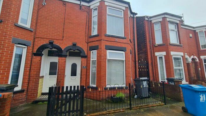 3 Bedroom End Of Terrace House To Rent In Summergangs Road, Hull, HU8