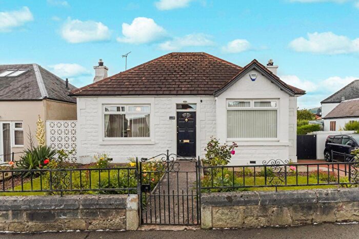3 Bedroom Detached Bungalow For Sale In Wakefield Avenue, Edinburgh, EH7