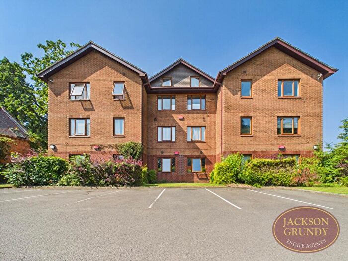 1 Bedroom Apartment To Rent In Harlestone Road, Northampton, NN5