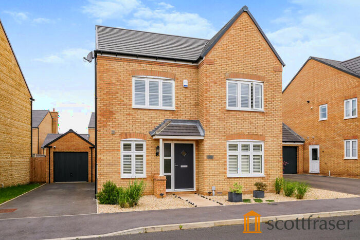 4 Bedroom Detached House To Rent In Abraham Way, Minster Lovell, OX29