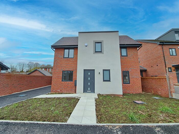 3 Bedroom Detached House For Sale In Woodlands Crest, Preston, Lancashire, PR2