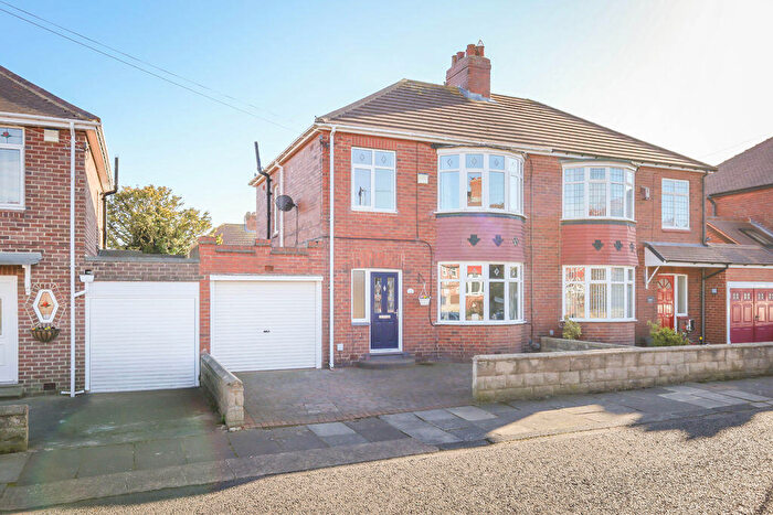 3 Bedroom Semi Detached House For Sale In Martello Gardens, Cochrane Park, Newcastle Upon Tyne, NE7