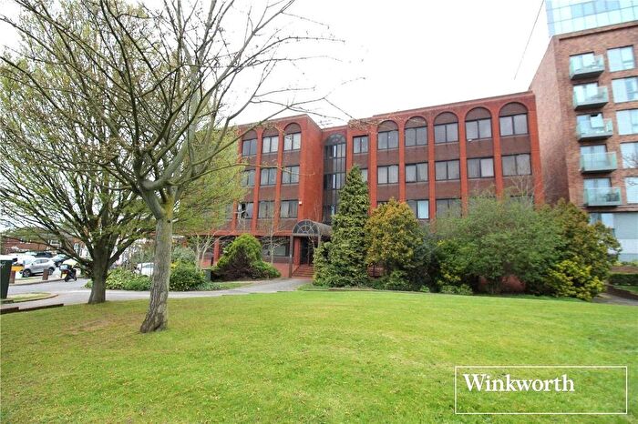 1 Bedroom Flat To Rent In Shenley Road, Borehamwood, Hertfordshire, WD6