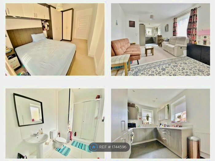 2 Bedroom Flat To Rent In Mayfair Court, Hounslow, TW5