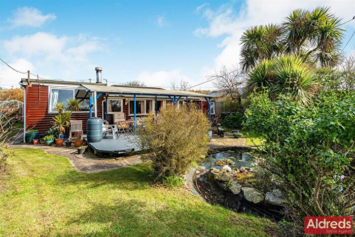 4 Bedroom Detached Bungalow For Sale In North Gap, Eccles On Sea, NR12