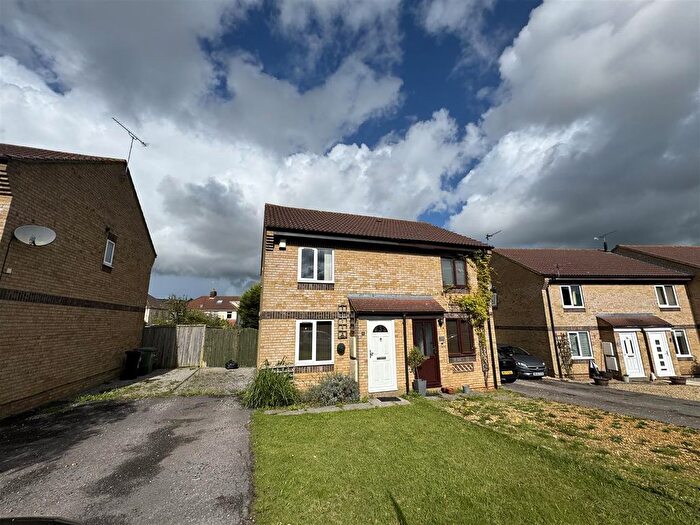 2 Bedroom Semi-Detached House To Rent In Mackie Road, Filton, Bristol, BS34