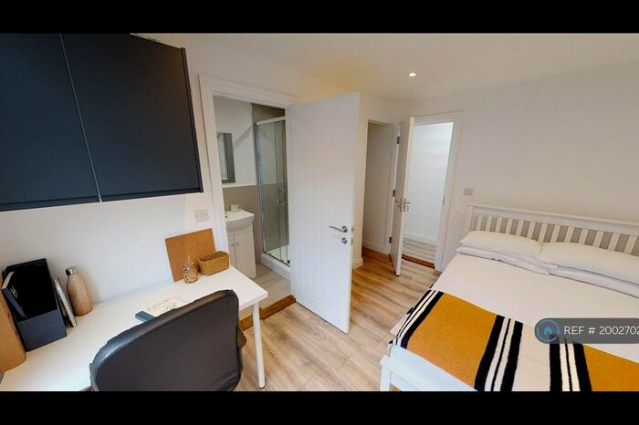 8 Bedroom Terraced House To Rent In Montgomerie Road, Southsea, PO5